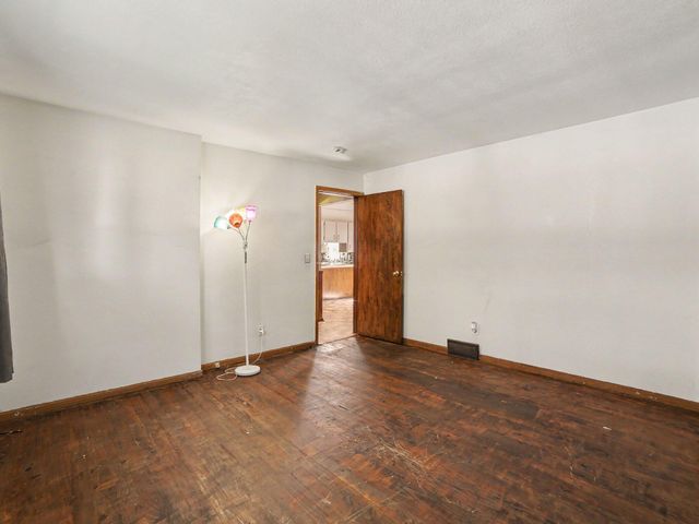 942 Amity Avenue, Muskegon City, MI 49442