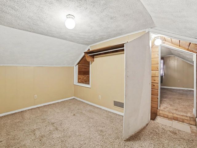 942 Amity Avenue, Muskegon City, MI 49442
