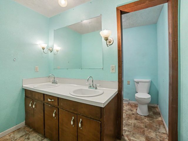 942 Amity Avenue, Muskegon City, MI 49442
