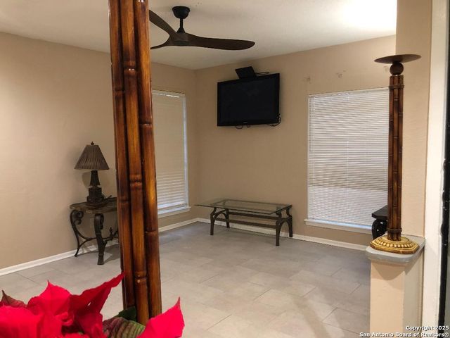 7210 Northbluff, San Antonio, TX 78227