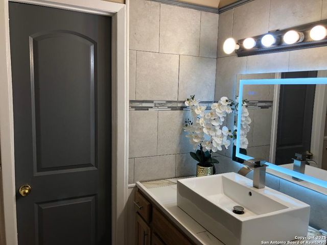 7210 Northbluff, San Antonio, TX 78227