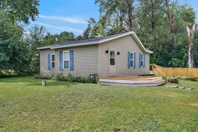 521 Elaine Terrace, Lakemoor, IL 60051
