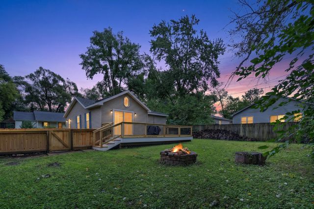 521 Elaine Terrace, Lakemoor, IL 60051