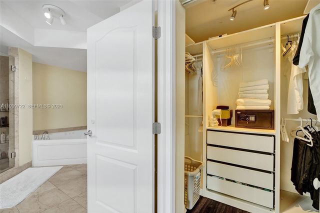17555 Atlantic Boulevard 1202, Sunny Isles Beach, FL 33160