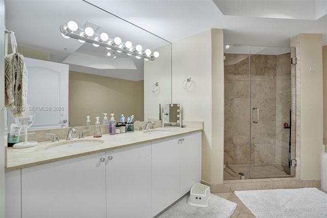 17555 Atlantic Boulevard 1202, Sunny Isles Beach, FL 33160