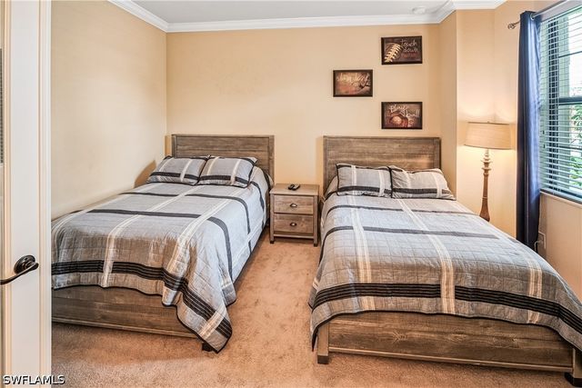 9215 Veneto LN, Naples, FL 34113