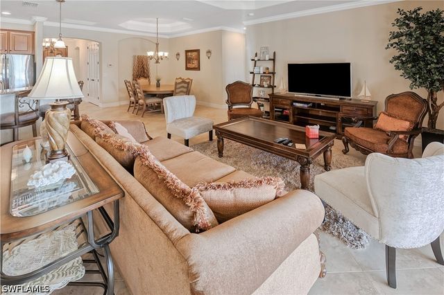 9215 Veneto LN, Naples, FL 34113