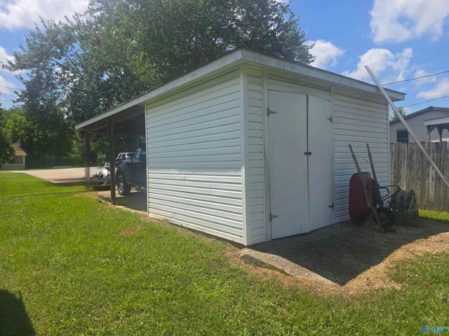 15472 East Limestone Road, Harvest, AL 35749