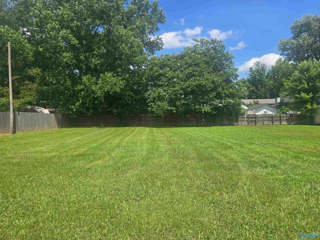 15472 East Limestone Road, Harvest, AL 35749