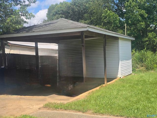 15472 East Limestone Road, Harvest, AL 35749