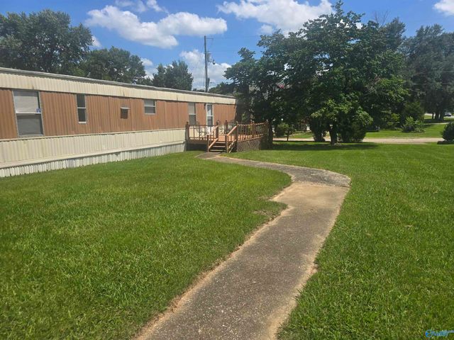 15472 East Limestone Road, Harvest, AL 35749