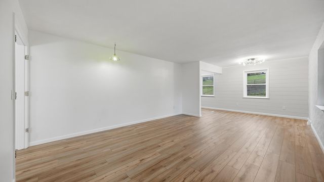 379 Pleasant View Circle, Jasper, TN 37347