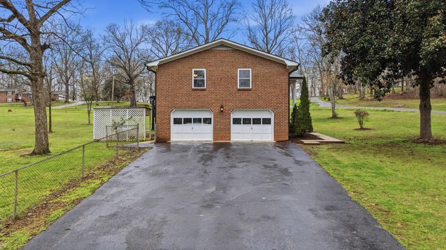 379 Pleasant View Circle, Jasper, TN 37347