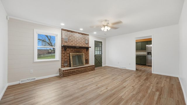 379 Pleasant View Circle, Jasper, TN 37347