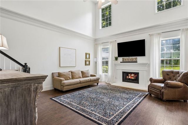 5059 Weatherstone Drive, Buford, GA 30519