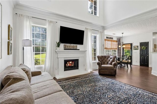 5059 Weatherstone Drive, Buford, GA 30519