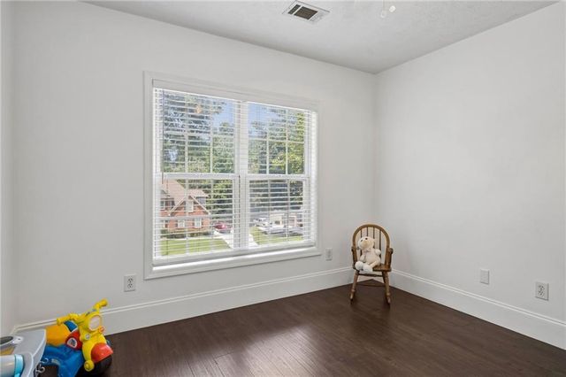 5059 Weatherstone Drive, Buford, GA 30519