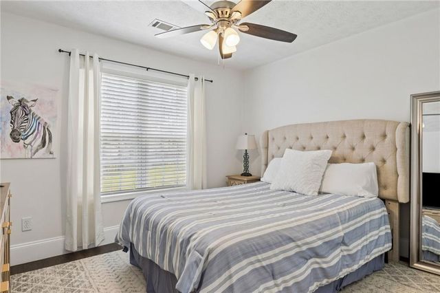 5059 Weatherstone Drive, Buford, GA 30519