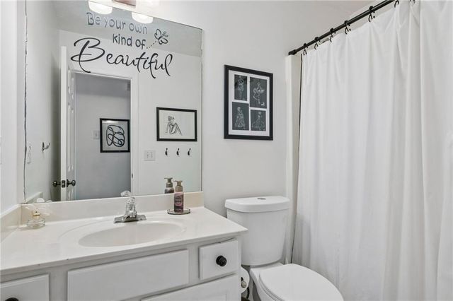 5059 Weatherstone Drive, Buford, GA 30519