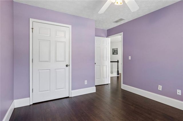 5059 Weatherstone Drive, Buford, GA 30519
