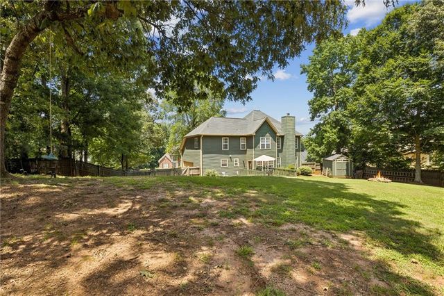 5059 Weatherstone Drive, Buford, GA 30519