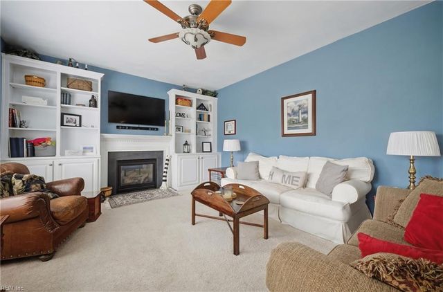 23083 Harbor Towne DR, Carrollton, VA 23314