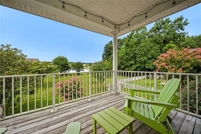 23083 Harbor Towne DR, Carrollton, VA 23314
