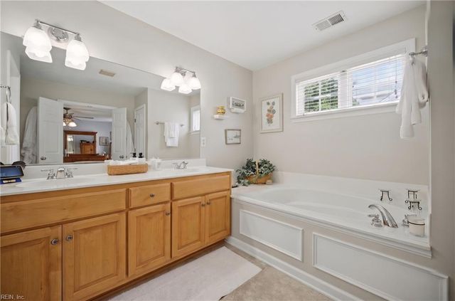 23083 Harbor Towne DR, Carrollton, VA 23314