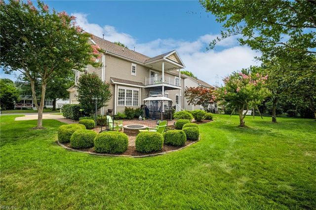 23083 Harbor Towne DR, Carrollton, VA 23314