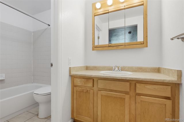 2479 Tulip Street, Longmont, CO 80501