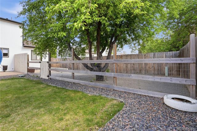 2479 Tulip Street, Longmont, CO 80501