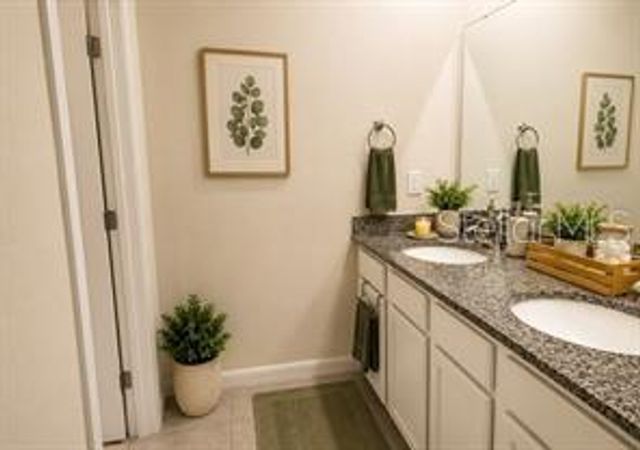 2017 MAPLE RIDGE DRIVE, Zellwood, FL 32798