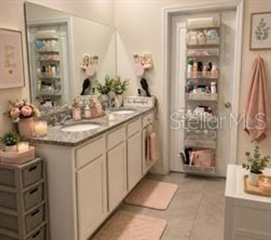 2017 MAPLE RIDGE DRIVE, Zellwood, FL 32798