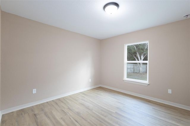 5 MALAUKA RADIAL CIRCLE, Ocklawaha, FL 32179