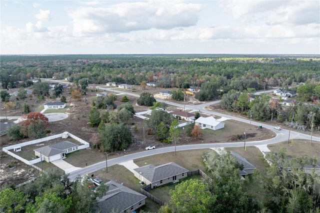 5 MALAUKA RADIAL CIRCLE, Ocklawaha, FL 32179