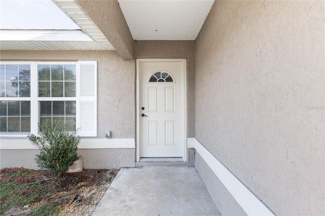 5 MALAUKA RADIAL CIRCLE, Ocklawaha, FL 32179