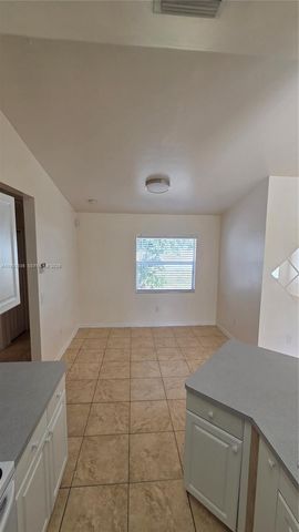 411 NE JUANITA PL 411, Cape Coral, FL 33909