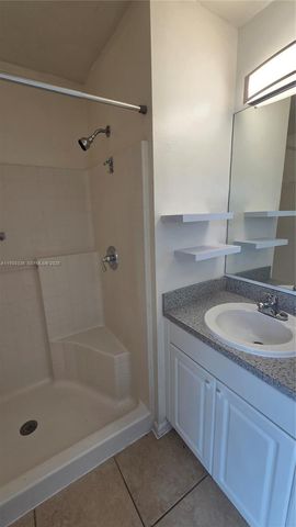 411 NE JUANITA PL 411, Cape Coral, FL 33909