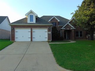 533 Mattie Lane, Lake Dallas, TX 75065
