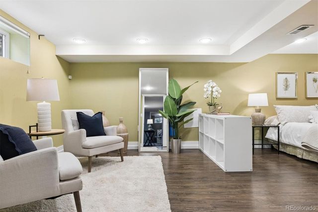 1958 S Grant Street, Denver, CO 80210