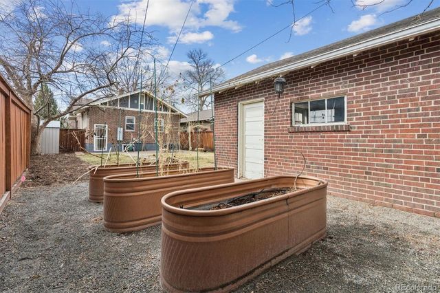 1958 S Grant Street, Denver, CO 80210