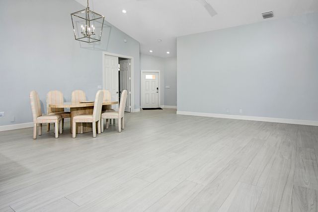 801 Sabal Palm Lane, Palm Beach Gardens, FL 33418