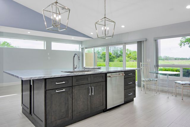 801 Sabal Palm Lane, Palm Beach Gardens, FL 33418