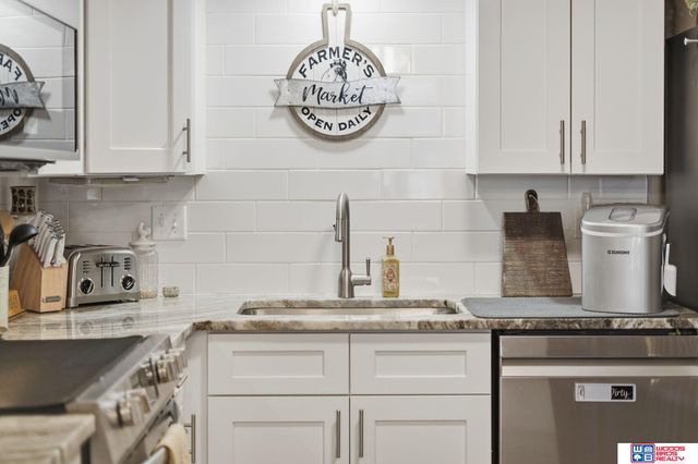 1827 Normandy Lane, Lincoln, NE 68512