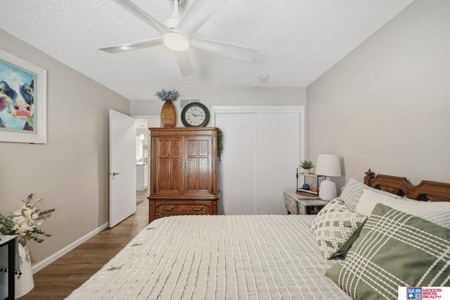 1827 Normandy Lane, Lincoln, NE 68512