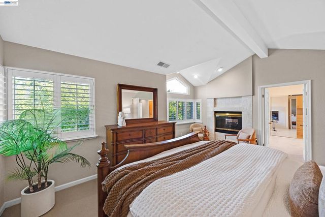 6310 Camino Del Lago, Pleasanton, CA 94566