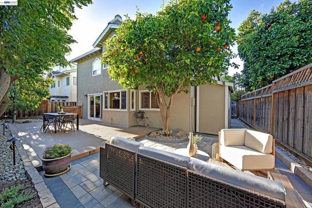 6310 Camino Del Lago, Pleasanton, CA 94566