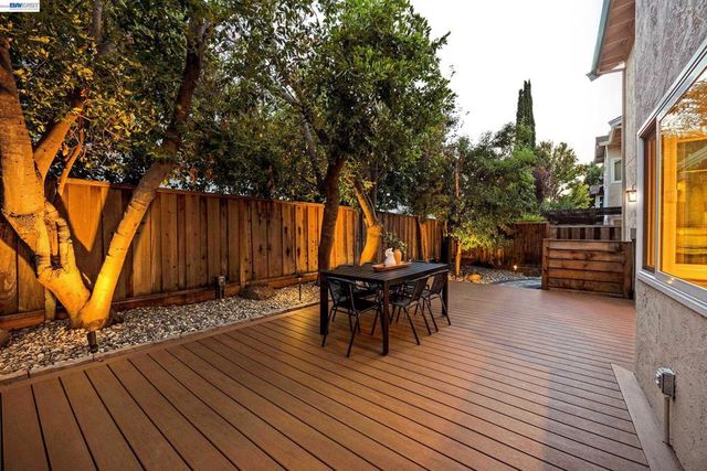 6310 Camino Del Lago, Pleasanton, CA 94566