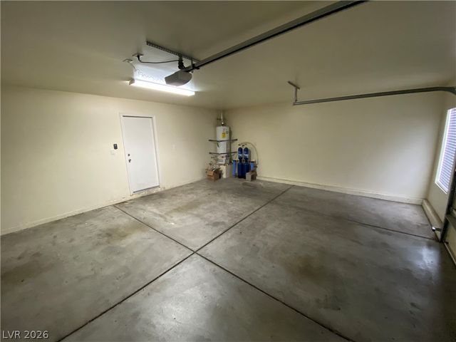 8111 Cimarron Meadows Way, Las Vegas, NV 89147