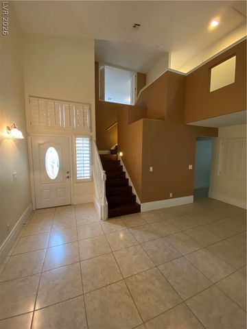 8111 Cimarron Meadows Way, Las Vegas, NV 89147